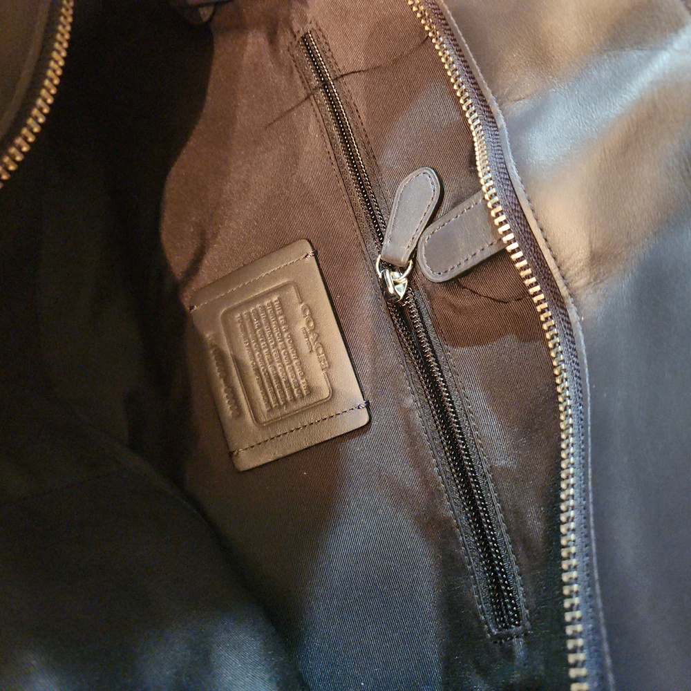 Business Totes - Picture 10 of 12